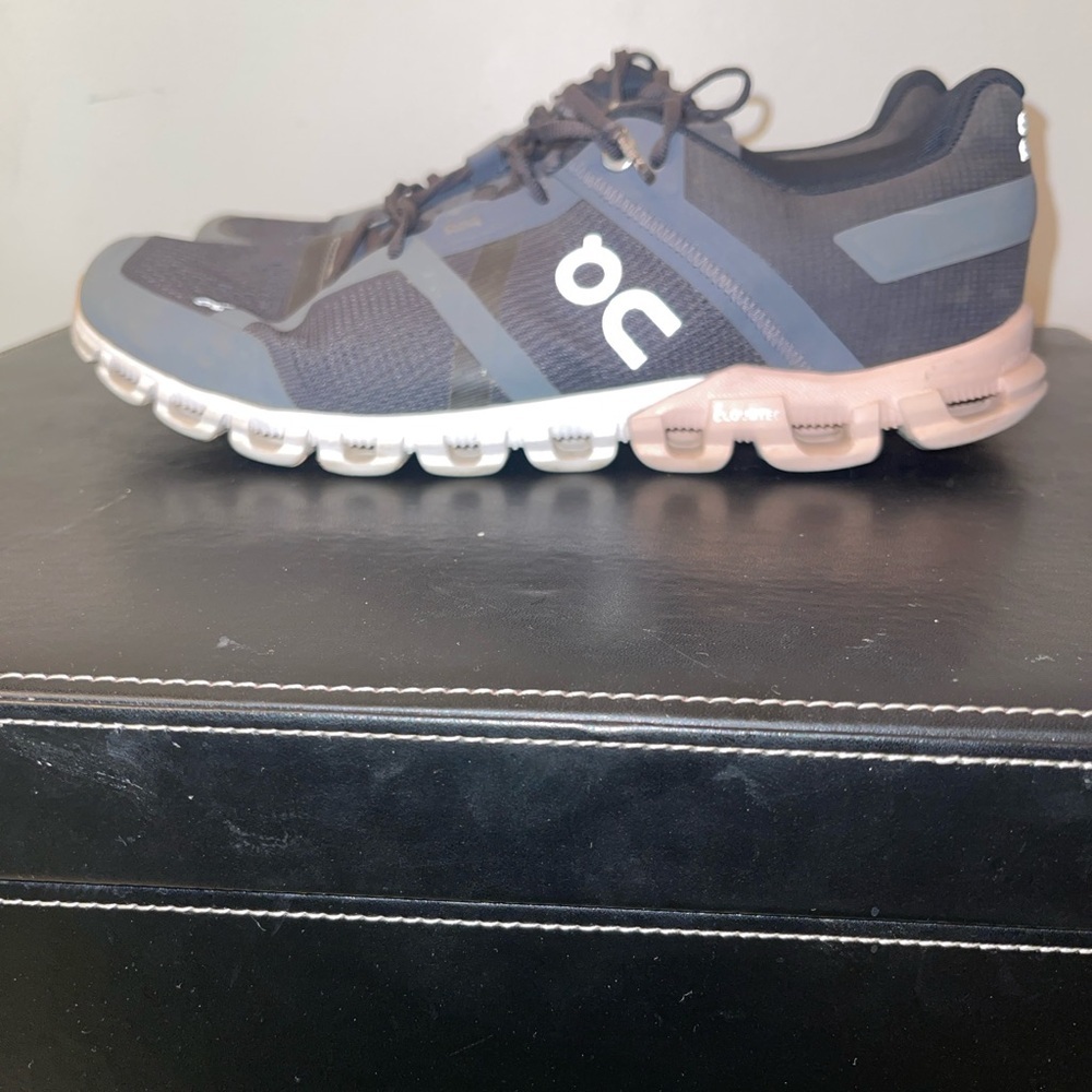 On Running Athletic Shoes in Black and Gray